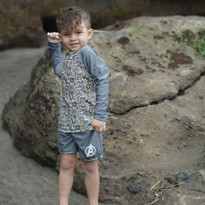 Marvel Avengers Summertide Doodle Hero Boys Long-Sleeve Rash Guard Set