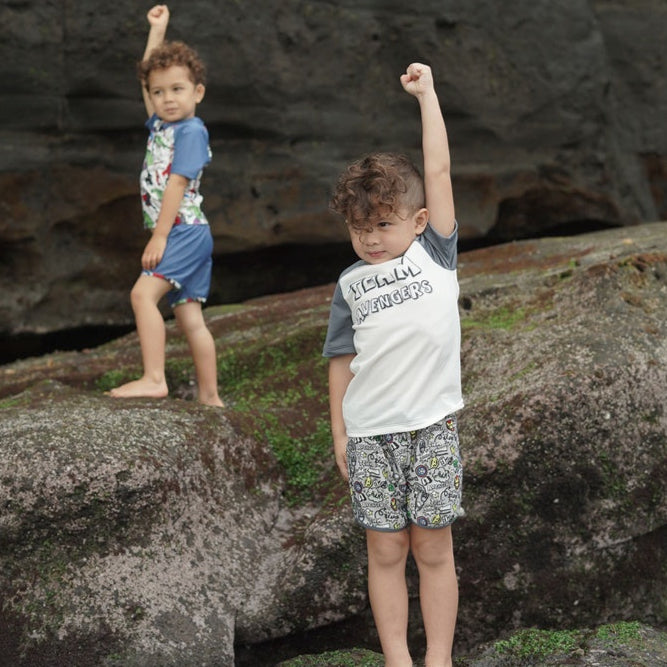 Marvel Avengers Summertide Doodle Boys Short-Sleeve Rash Guard Set